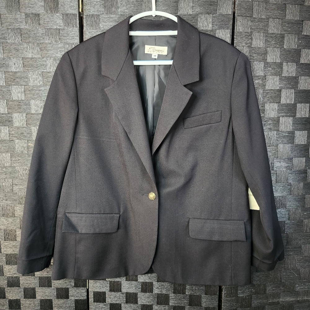 Norm Thompson Petite Classic Black Blazer